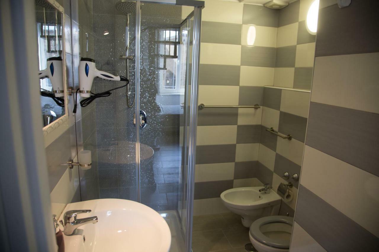 Vesuvius Luxury Suites Неаполь Экстерьер фото