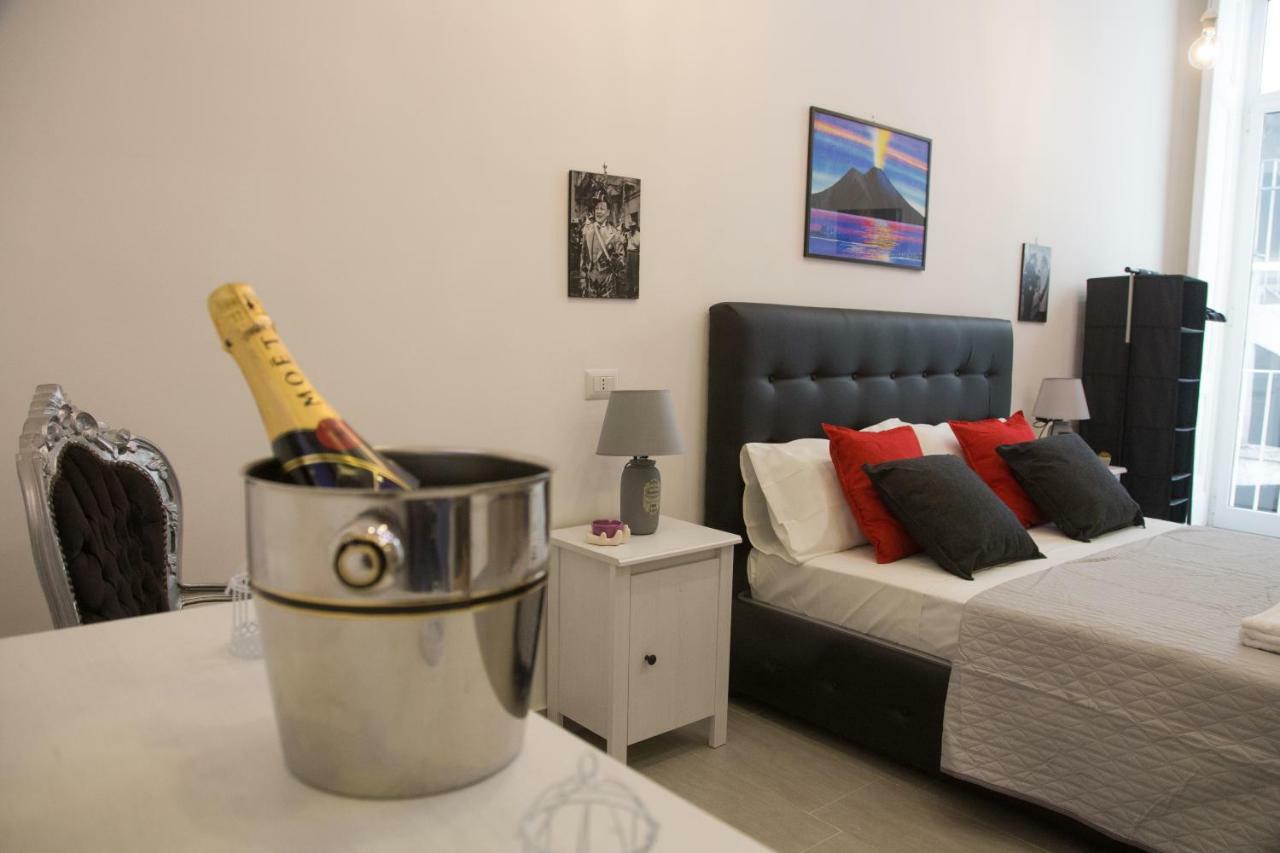 Vesuvius Luxury Suites Неаполь Экстерьер фото